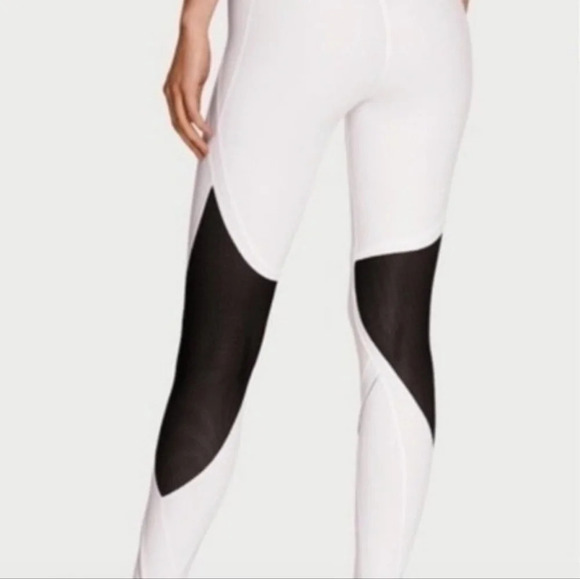 victoria secret sport leggings-medium EUC - Picture 2 of 12